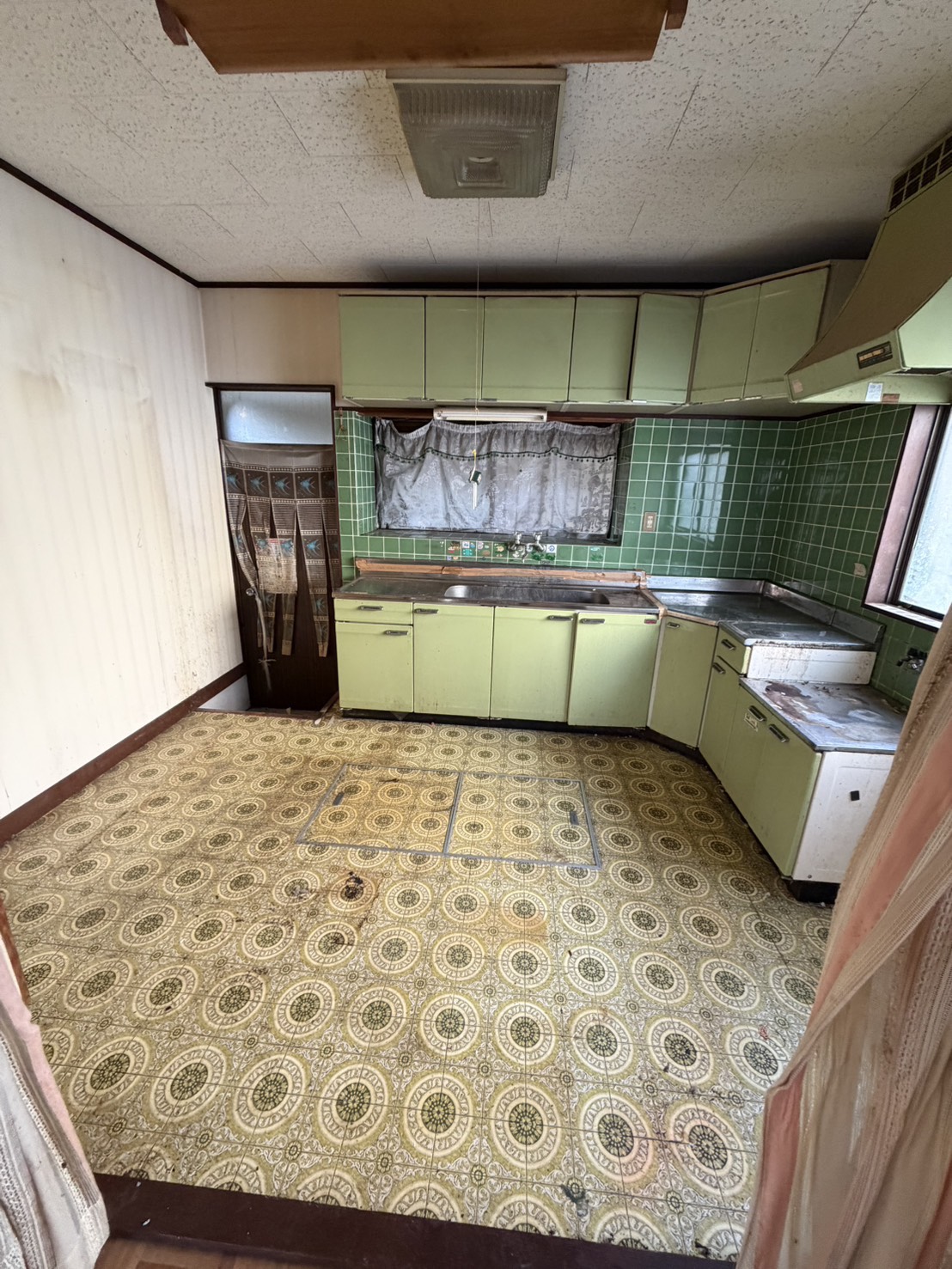 片付け後のきれいなキッチン